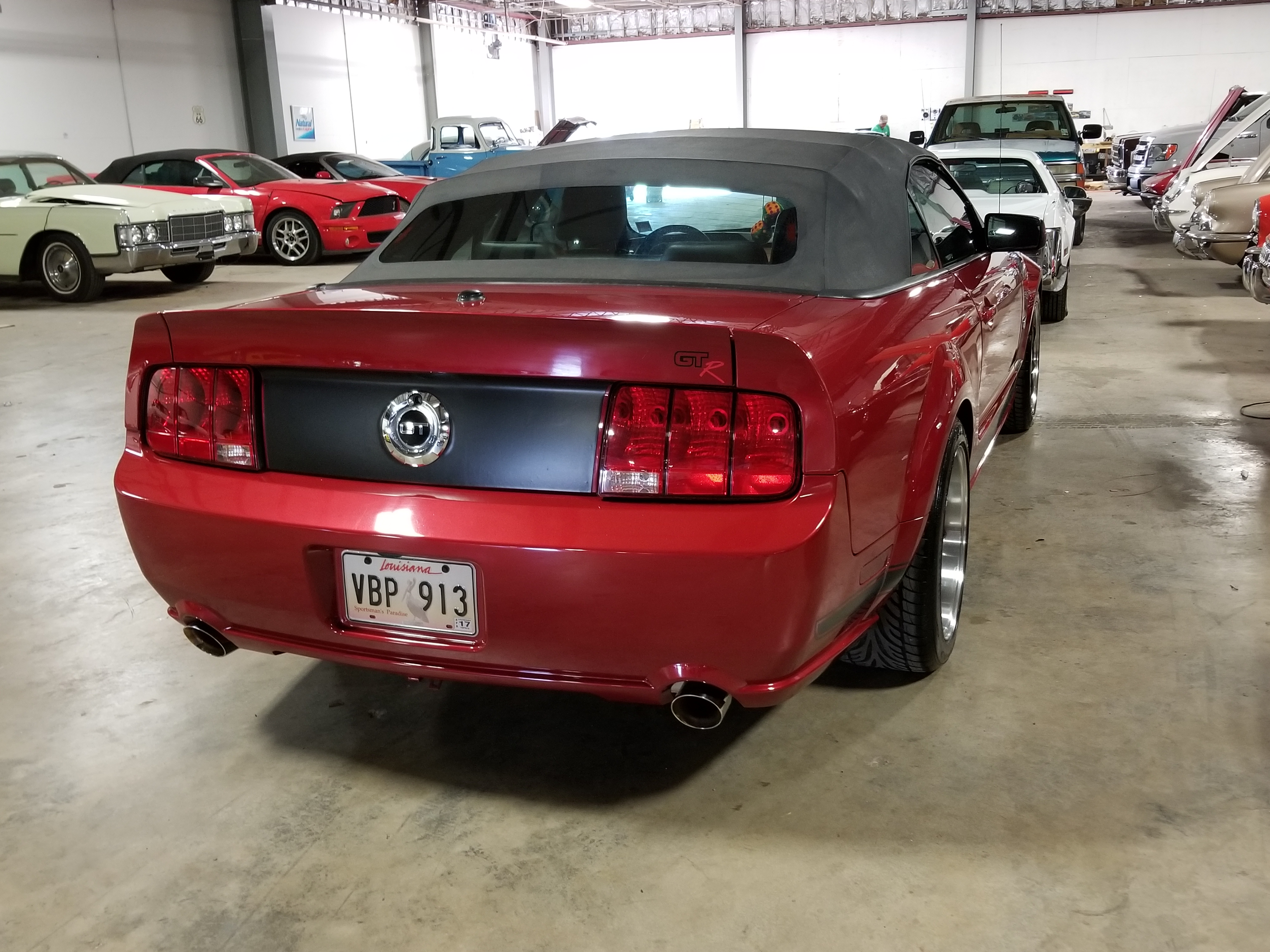 3rd Image of a 2008 FORD MUSTANG GTR