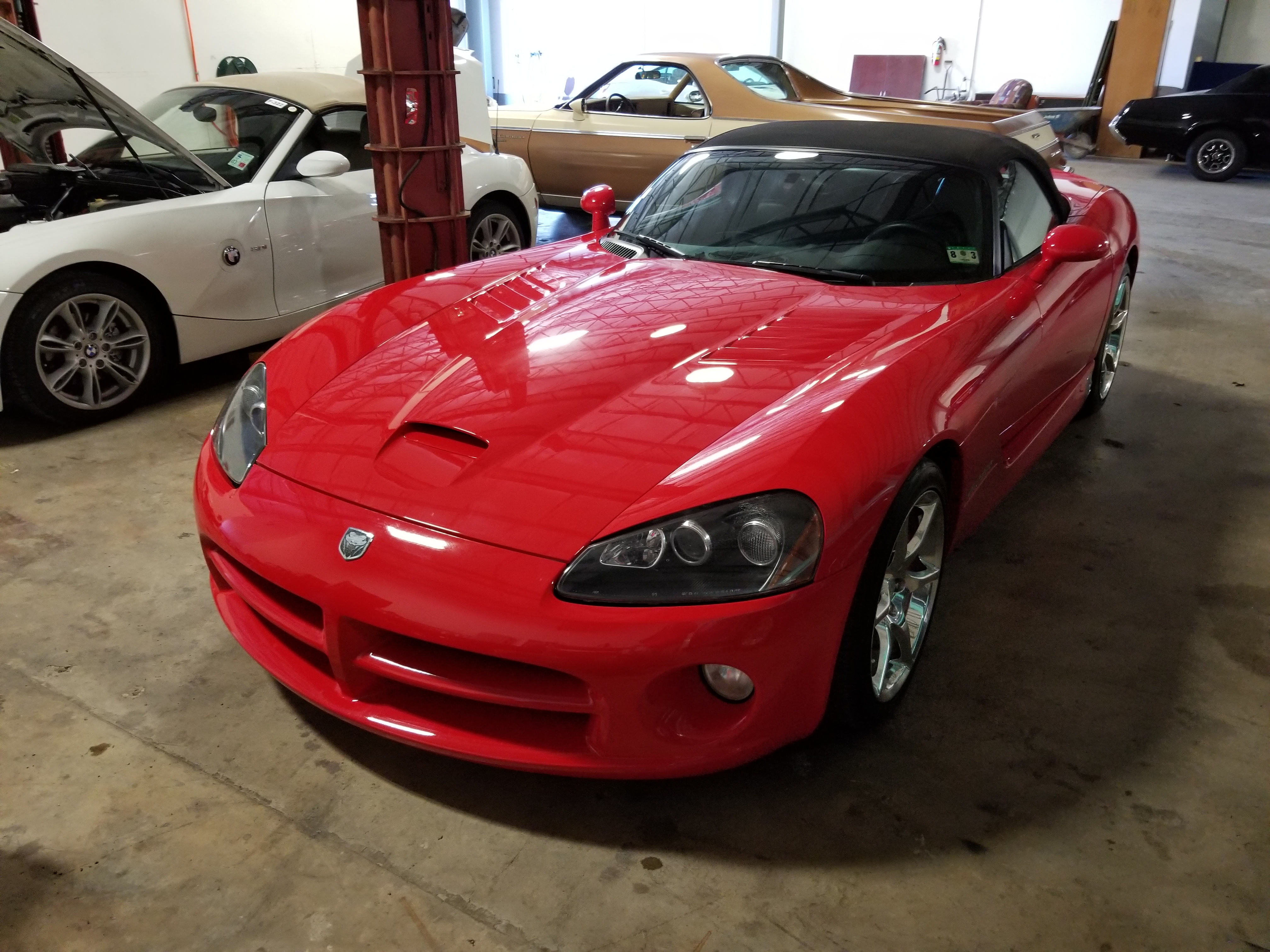 0th Image of a 2004 DODGE VIPER