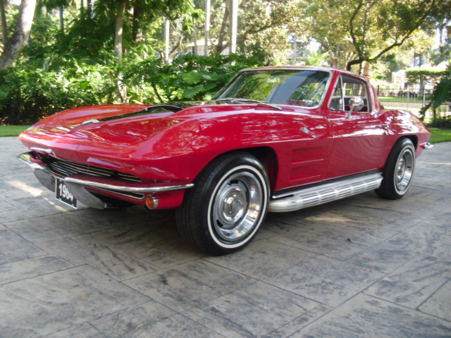 1st Image of a 1964 CHEVROLET CORVETTE