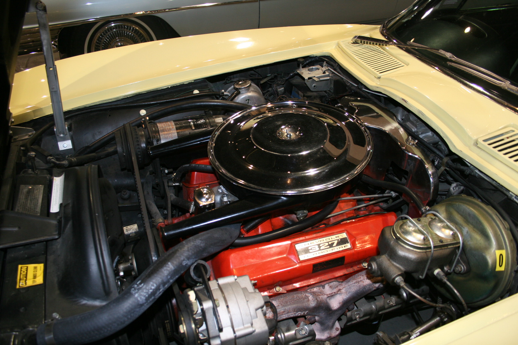 2nd Image of a 1965 CHEVROLET CORVETTE