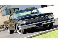 Image 2 of 3 of a 1960 PONTIAC PARISIENNE