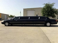 Image 6 of 34 of a 2006 LINCOLN TOWN CAR EXECUTIVE