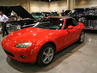 Image 2 of 9 of a 2006 MAZDA MIATA