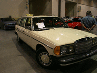 Image 2 of 10 of a 1985 MERCEDES-BENZ 300 300TDT