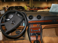 Image 4 of 10 of a 1985 MERCEDES-BENZ 300 300TDT