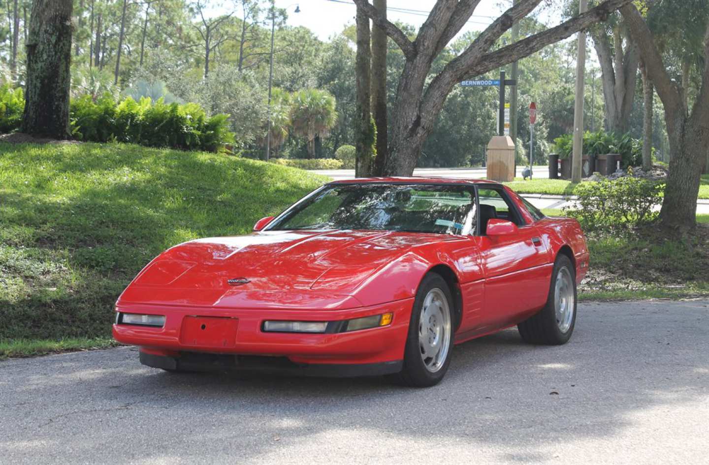 1st Image of a 1993 CHEVROLET CORVETTE