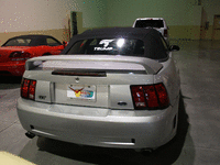 Image 8 of 8 of a 2000 FORD MUSTANG GT