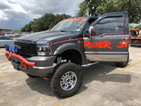 Image 3 of 19 of a 2004 FORD F-250 HARLEY DAVIDSON SUPER DUTY