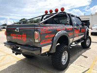 Image 5 of 19 of a 2004 FORD F-250 HARLEY DAVIDSON SUPER DUTY