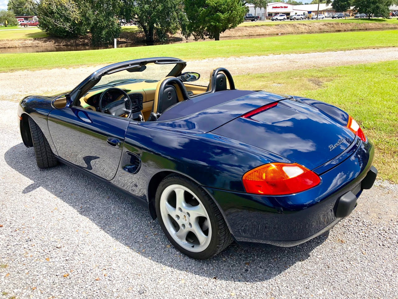 2nd Image of a 2000 PORSCHE BOXSTER