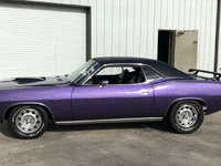 Image 2 of 8 of a 1970 PLYMOUTH BARRACUDA
