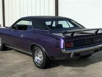 Image 3 of 8 of a 1970 PLYMOUTH BARRACUDA