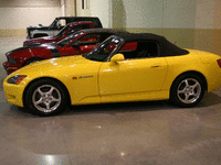 Image 3 of 8 of a 2001 HONDA S2000