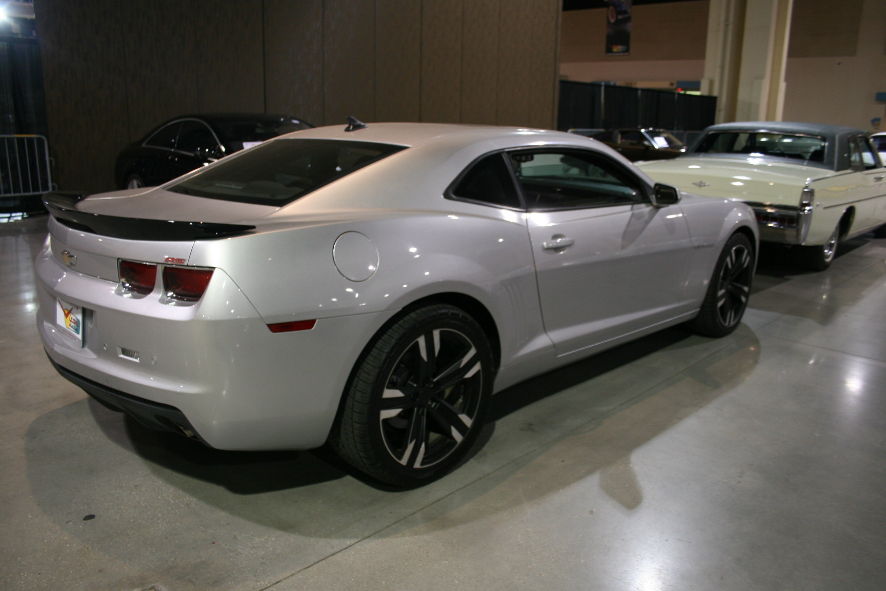 7th Image of a 2011 CHEVROLET CAMARO 1LT