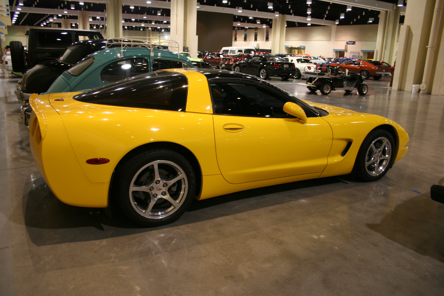 6th Image of a 2002 CHEVROLET CORVETTE