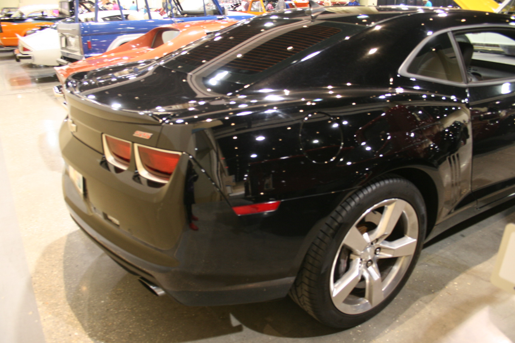 7th Image of a 2011 CHEVROLET CAMARO 2SS