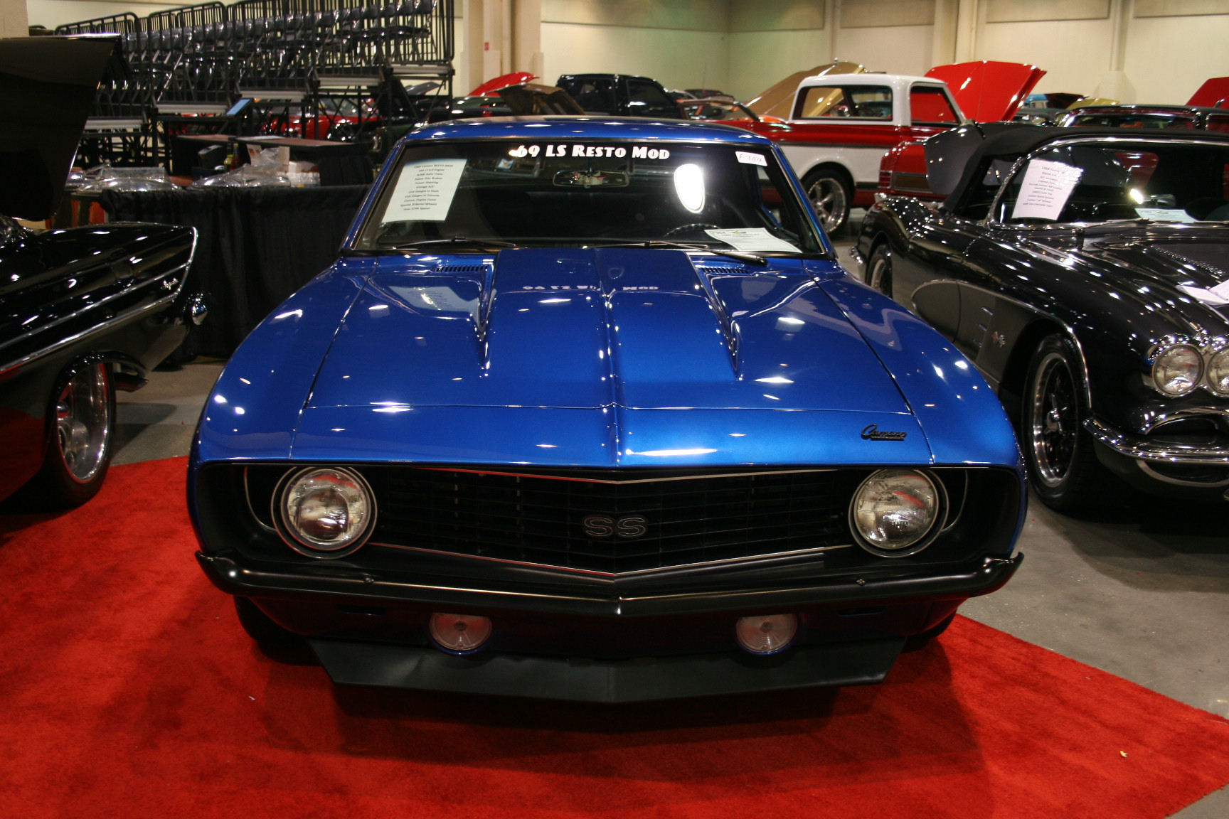 2nd Image of a 1969 CHEVROLET CAMERO