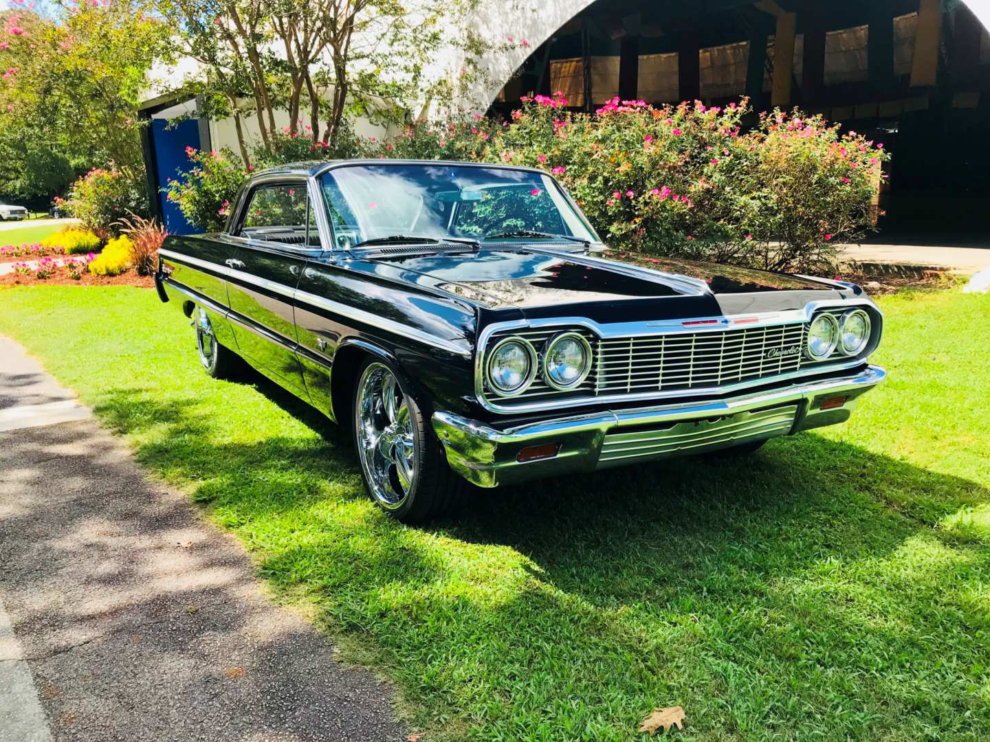 1st Image of a 1964 CHEVROLET IMPALA SS