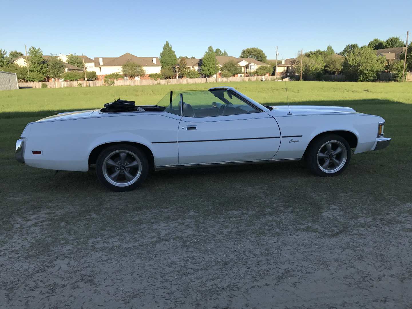 2nd Image of a 1973 MERCURY COUGAR XR7