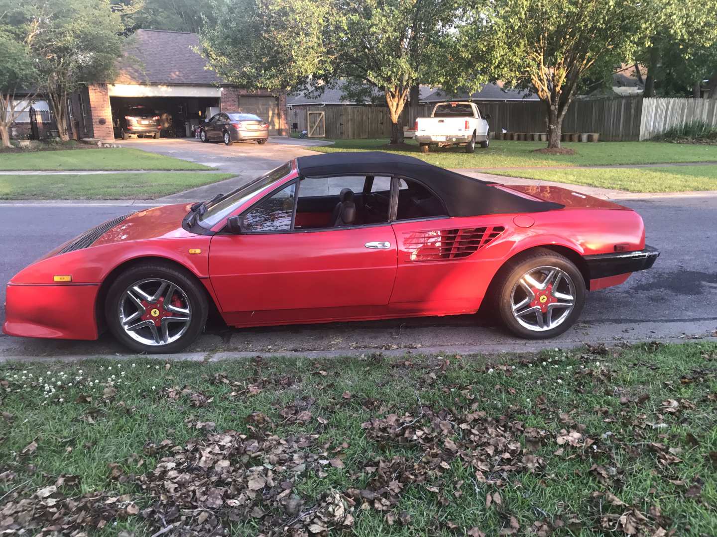 2nd Image of a 1985 FERRARI MONDIAL CABRIOLET USA