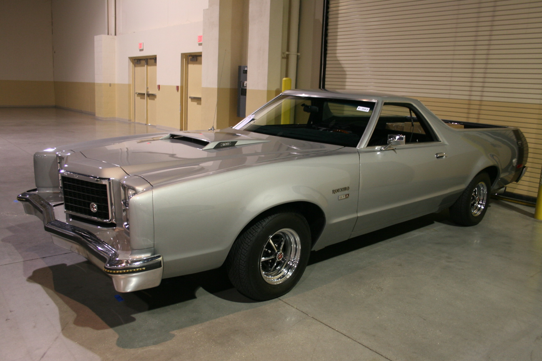 2nd Image of a 1977 FORD RANCHERO