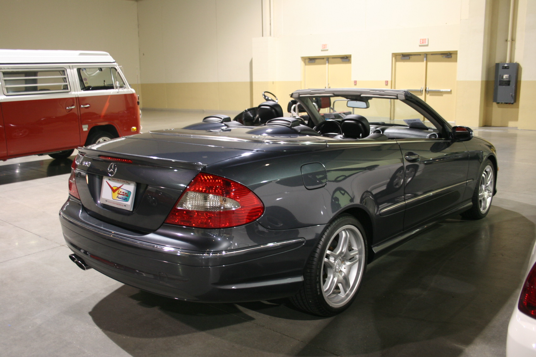 7th Image of a 2008 MERCEDES-BENZ CLK-CLASS CLK550