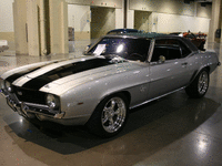 Image 2 of 9 of a 1969 CHEVROLET CAMARO
