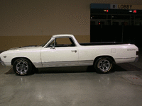 Image 3 of 9 of a 1967 CHEVROLET EL CAMINO