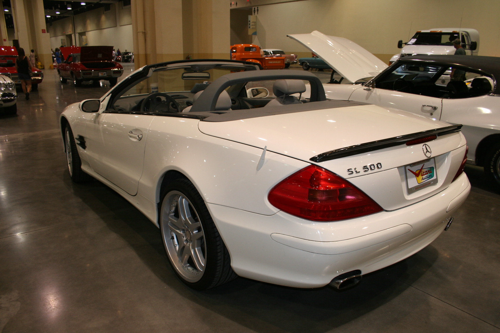 7th Image of a 2004 MERCEDES-BENZ SL-CLASS SL500