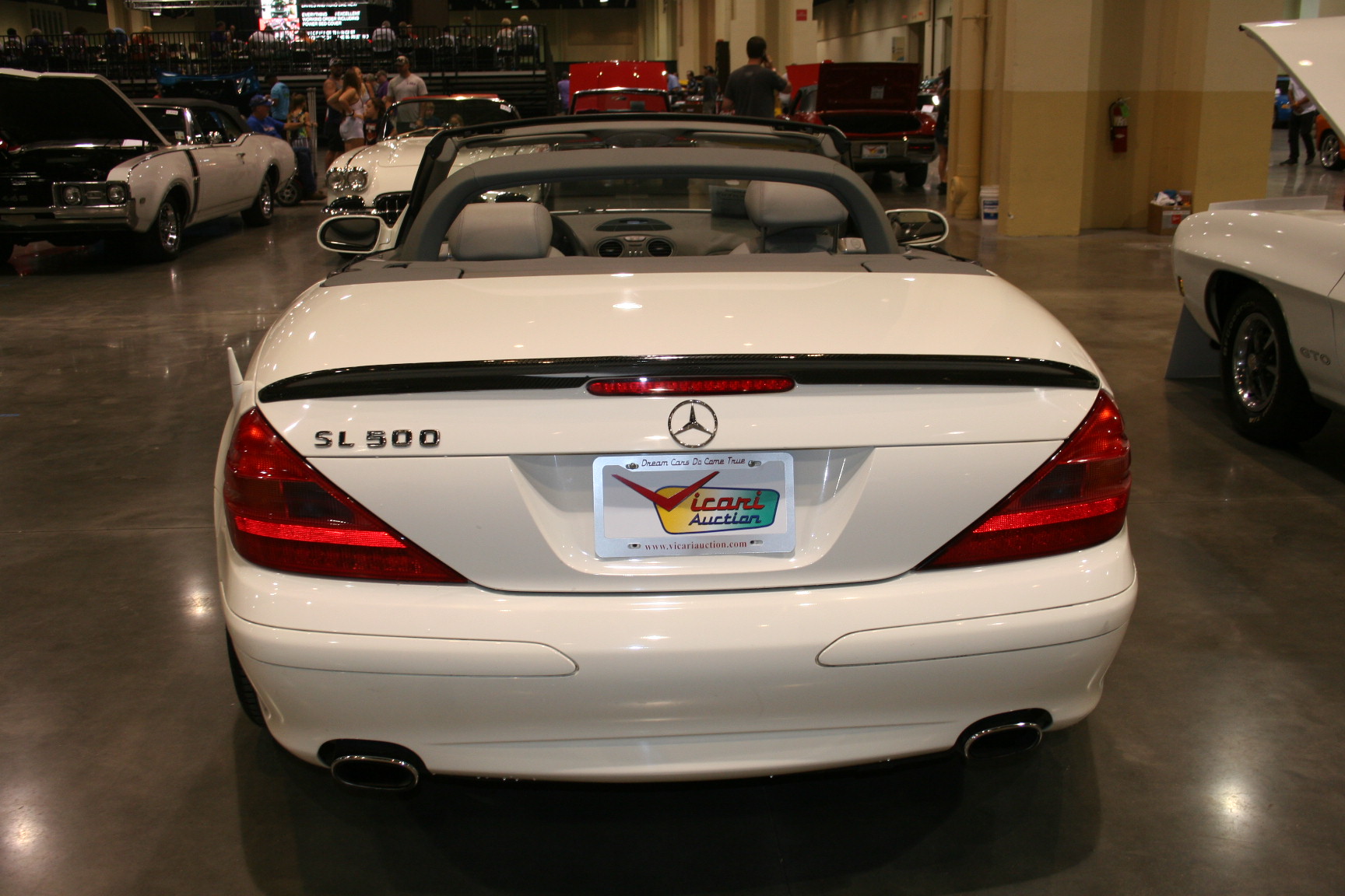 8th Image of a 2004 MERCEDES-BENZ SL-CLASS SL500