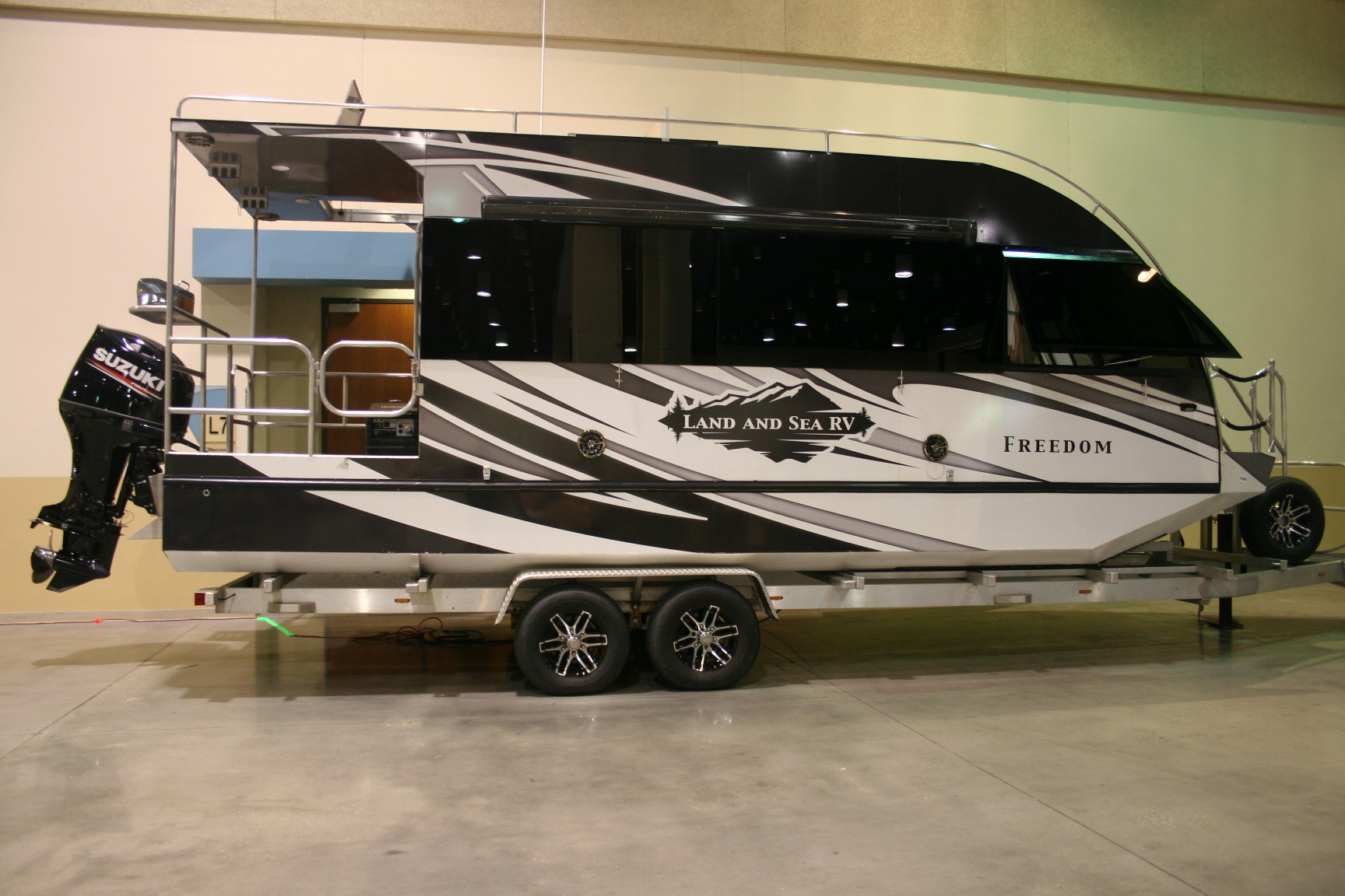 1st Image of a 2017 LAND & SEA RV FREEDOM 25