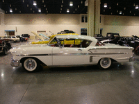 Image 3 of 9 of a 1958 CHEVROLET IMPALA
