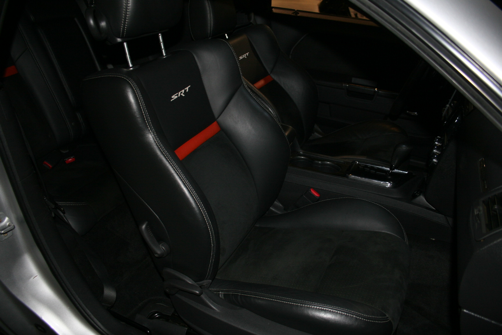 6th Image of a 2008 DODGE CHALLENGER SRT-8