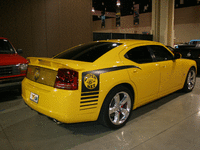 Image 10 of 11 of a 2007 DODGE CHARGER SRT-8