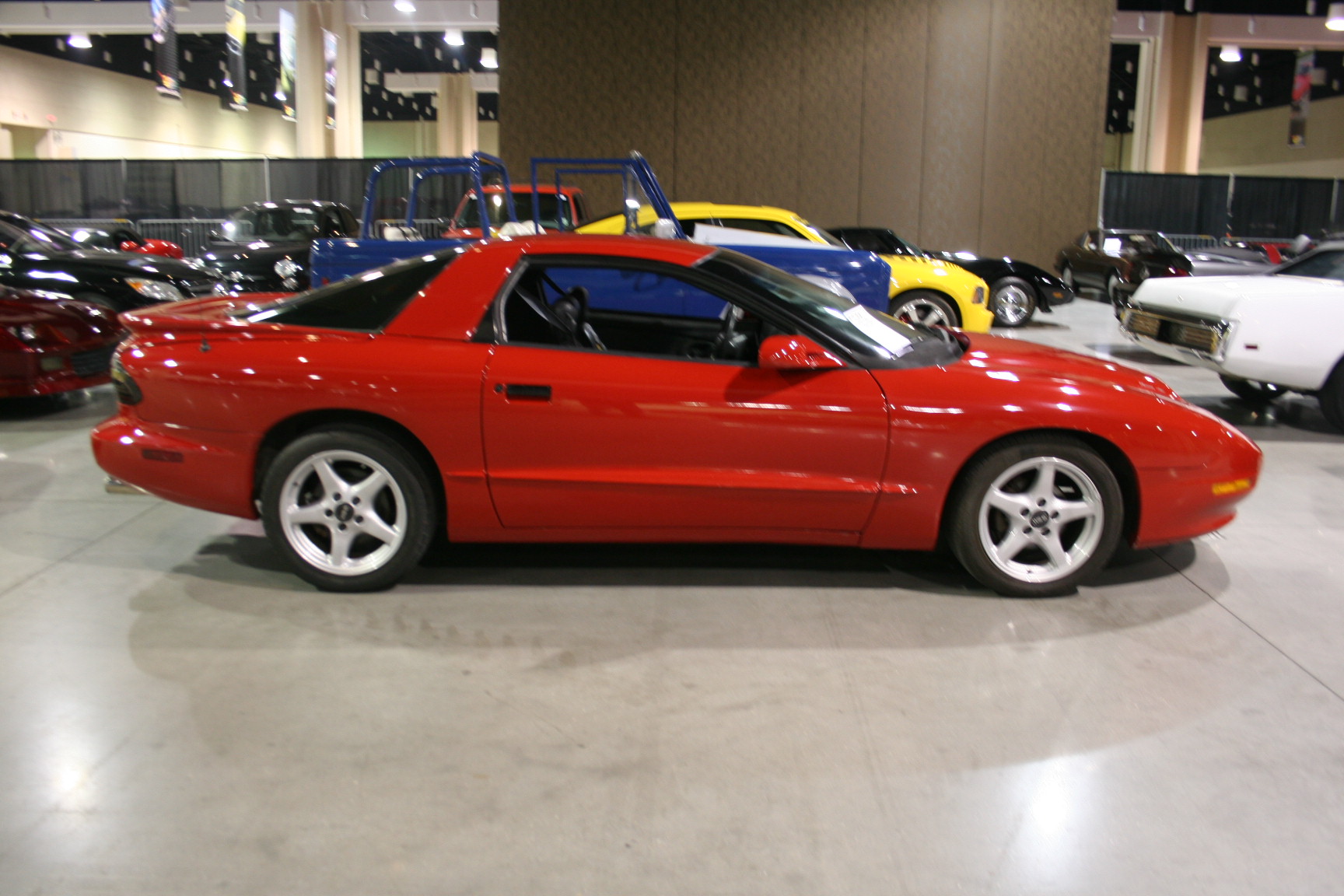 2nd Image of a 1996 PONTIAC FIREBIRD FORMULA