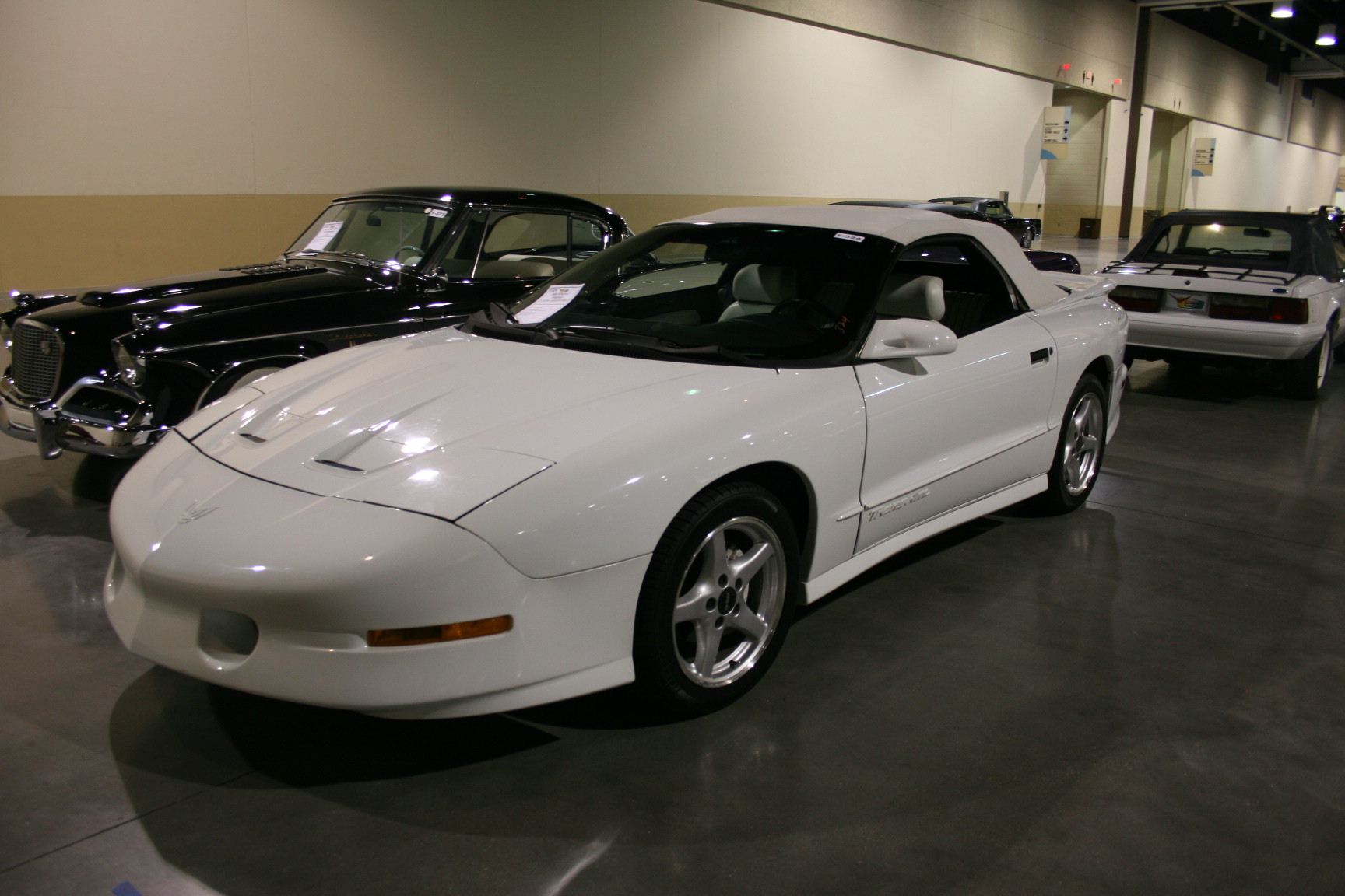 1st Image of a 1995 PONTIAC FIREBIRD