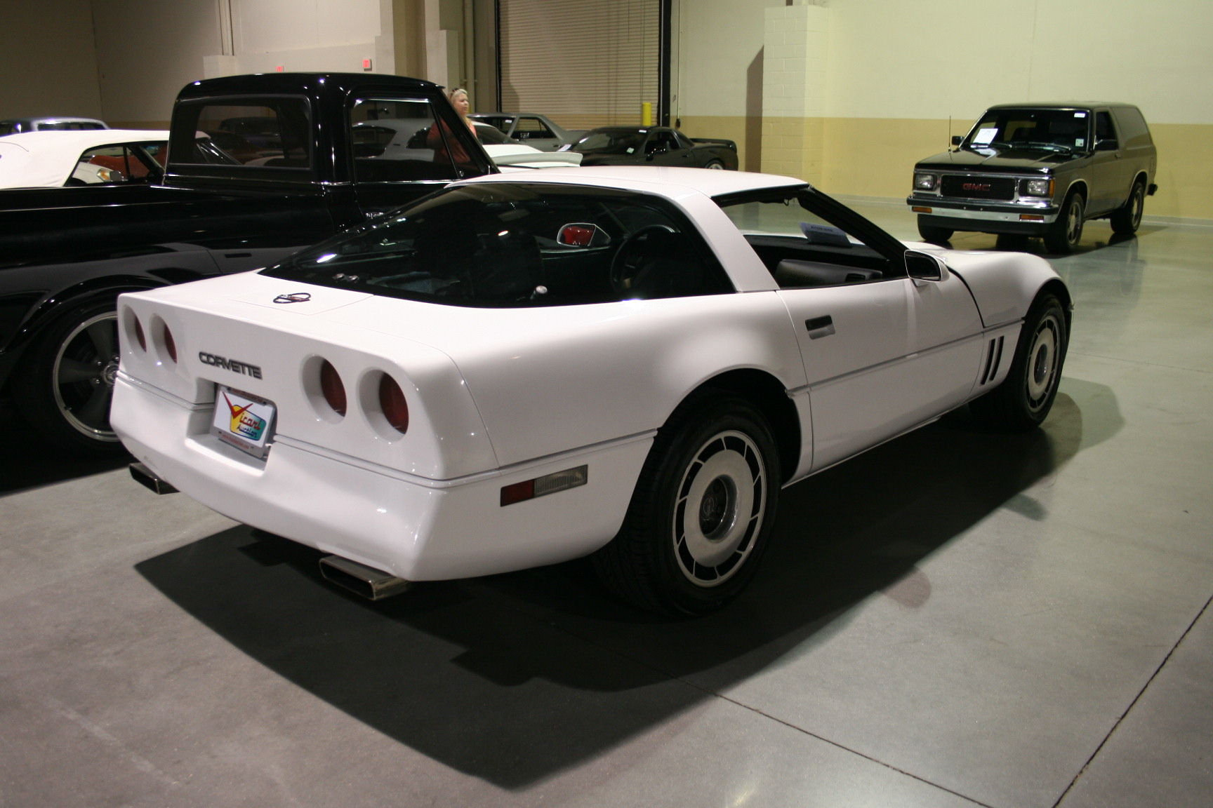 7th Image of a 1984 CHEVROLET CORVETTE