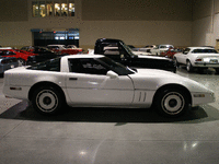 Image 3 of 9 of a 1984 CHEVROLET CORVETTE