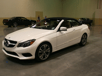 Image 2 of 10 of a 2016 MERCEDES-BENZ E-CLASS E400