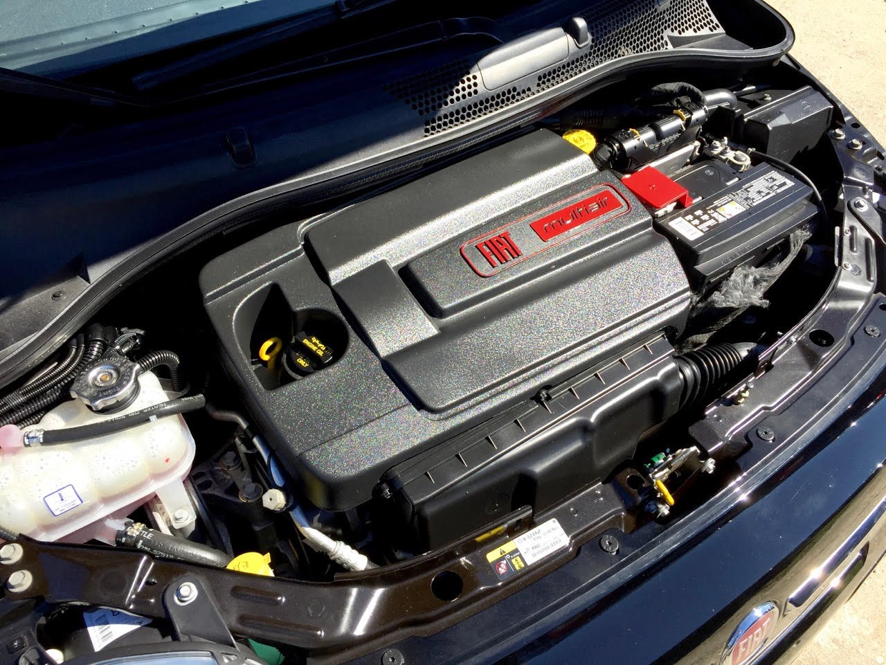 1st Image of a 2015 FIAT FIAT 500