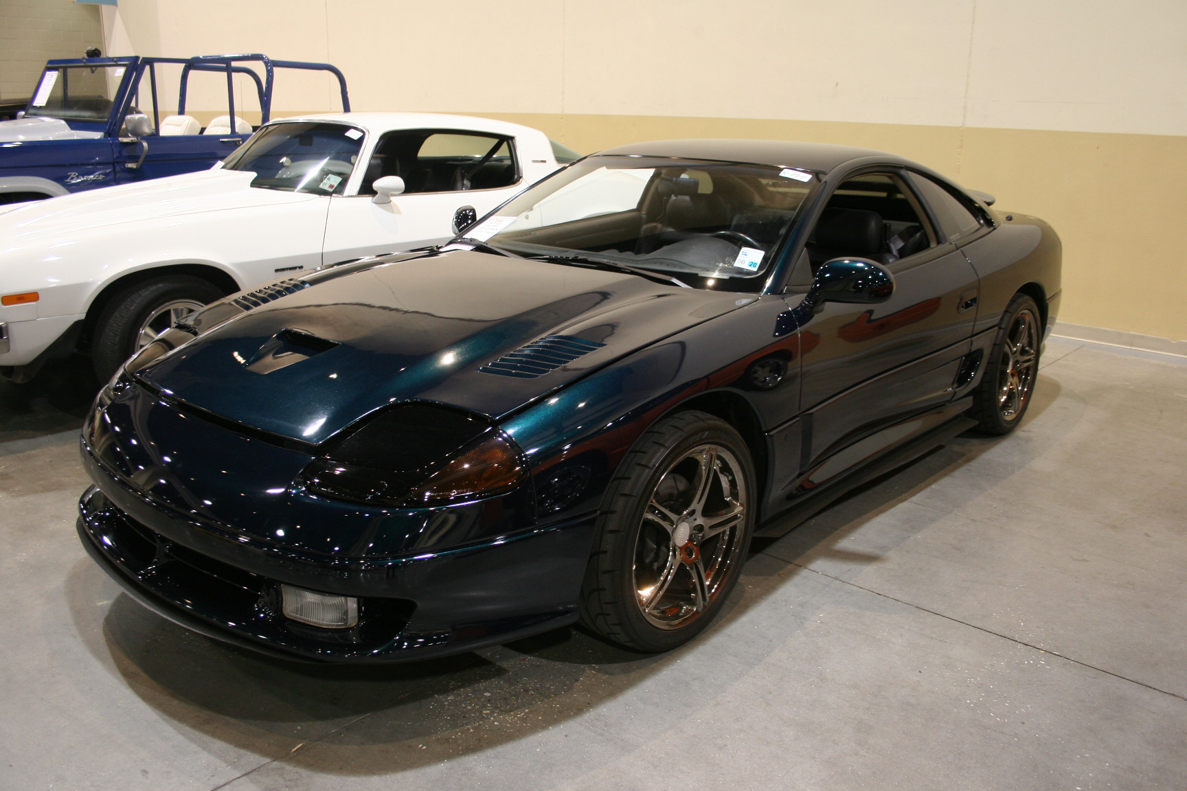 1st Image of a 1992 DODGE STEALTH R/T