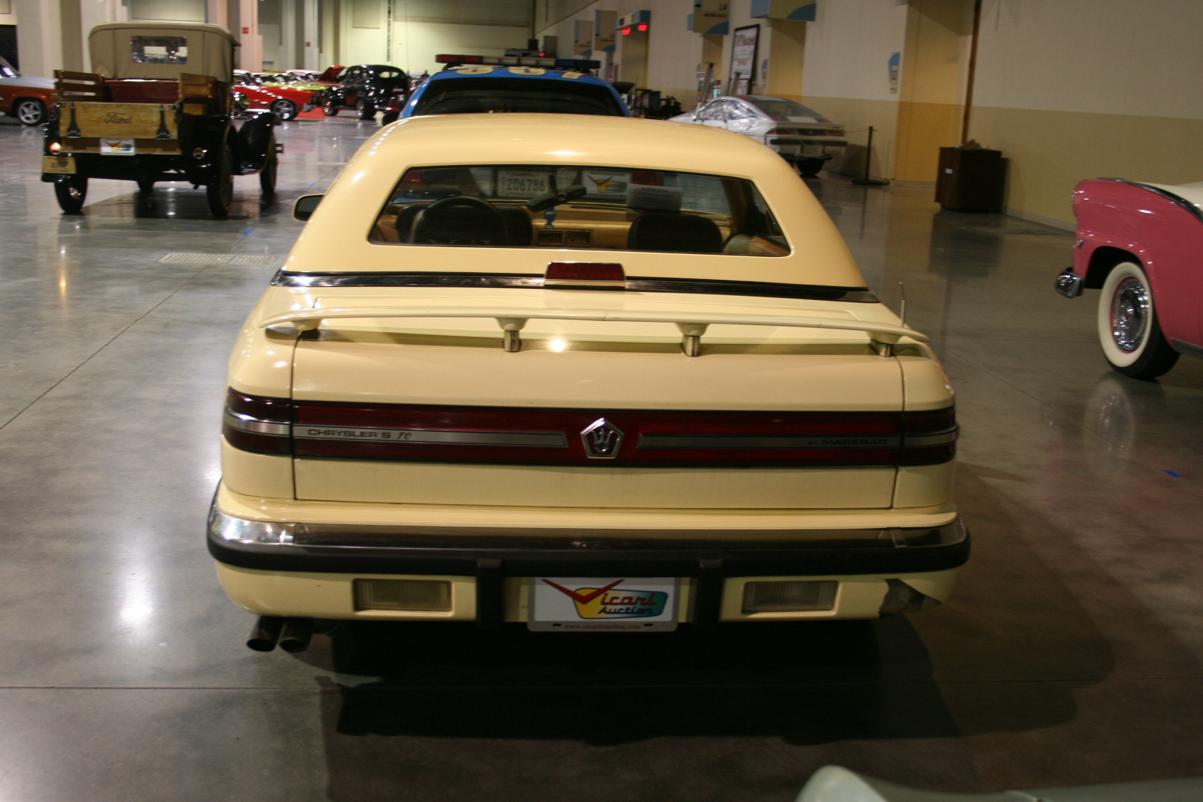 8th Image of a 1989 CHRYSLER TC BY MASERATI LUXURY CAR