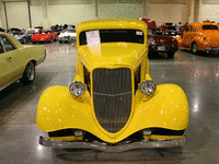 Image 2 of 10 of a 1933 FORD VICKY
