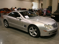 Image 2 of 8 of a 2005 MERCEDES-BENZ SL-CLASS SL500