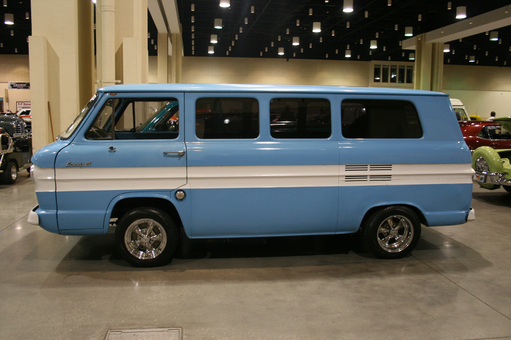 2nd Image of a 1964 CORVAIR 95