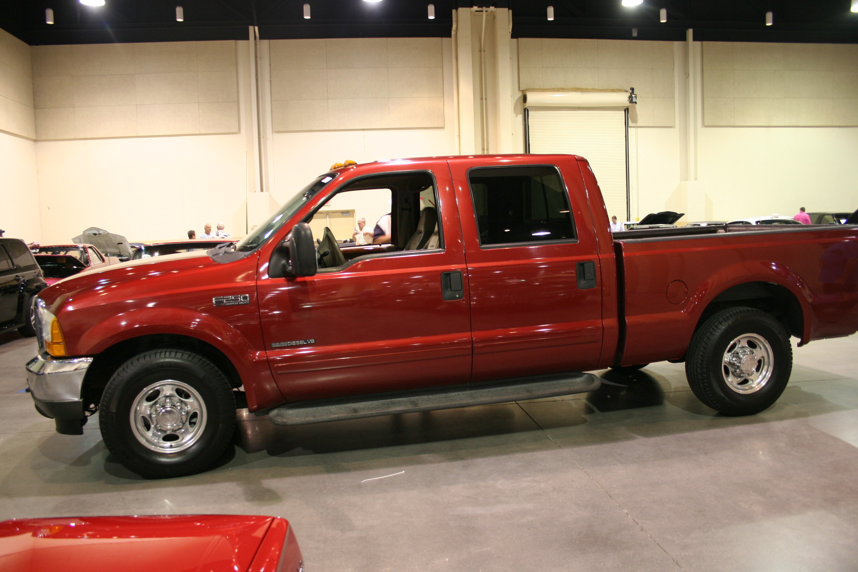 2nd Image of a 2001 FORD F-250 SUPER DUTY LARIAT