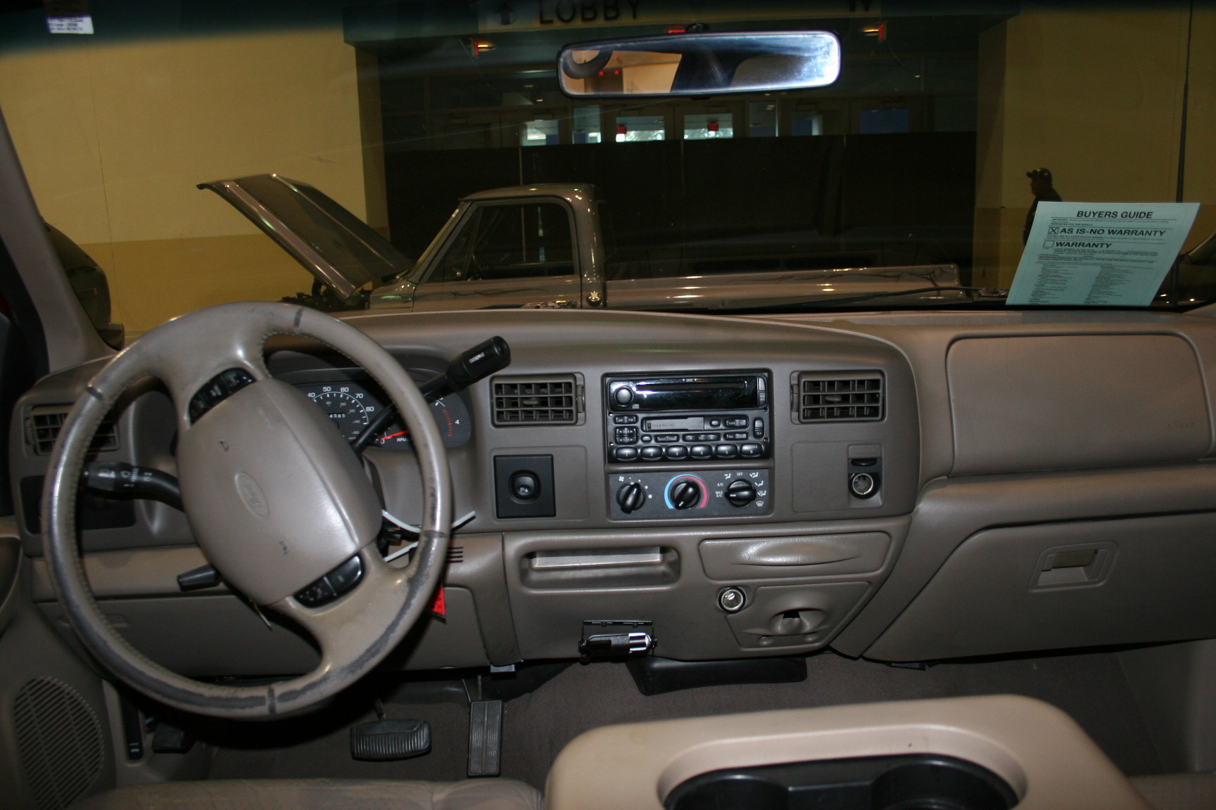 3rd Image of a 2001 FORD F-250 SUPER DUTY LARIAT