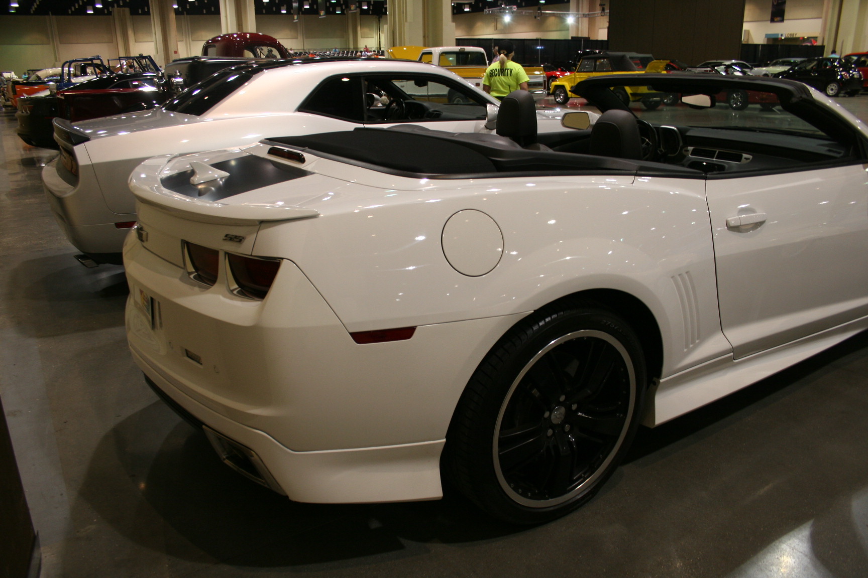 5th Image of a 2012 CHEVROLET CAMARO 2SS