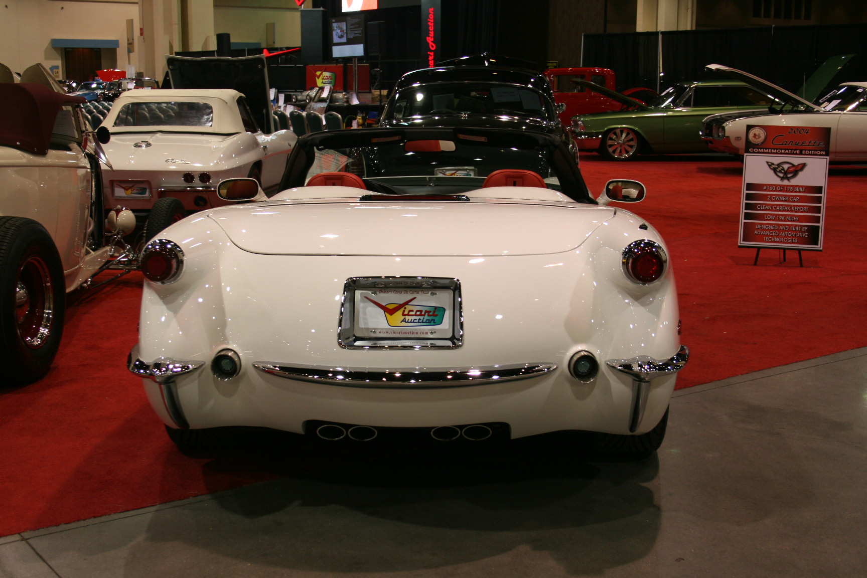 8th Image of a 2004 CHEVROLET CORVETTE