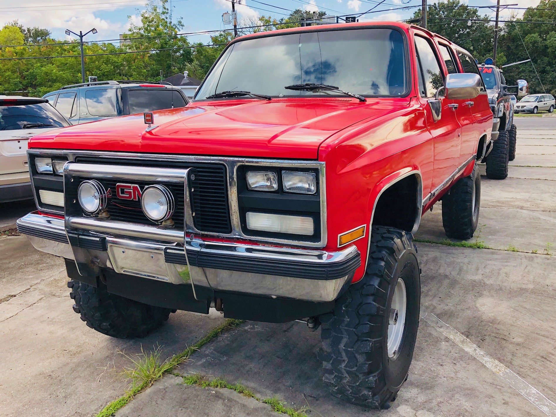 1st Image of a 1990 GMC SUBURBAN K1500